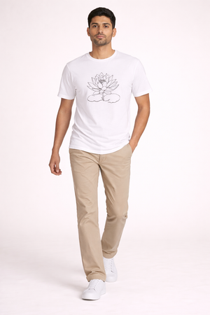 Unisex Relaxed fit t-shirt Lotus Bloom (ILS 092) In Lounge Store