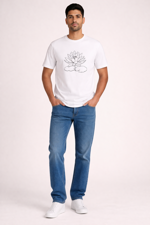 Unisex Relaxed fit t-shirt Lotus Bloom (ILS 092) In Lounge Store